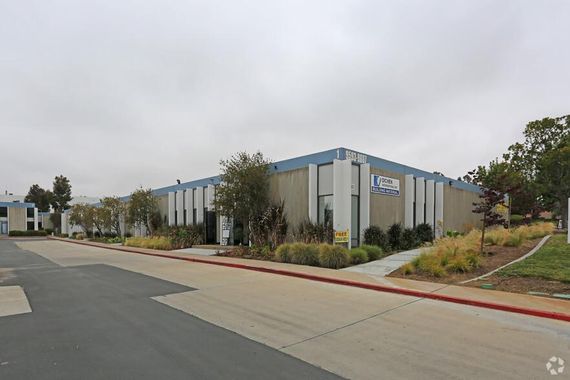9593-9607 Distribution Ave
