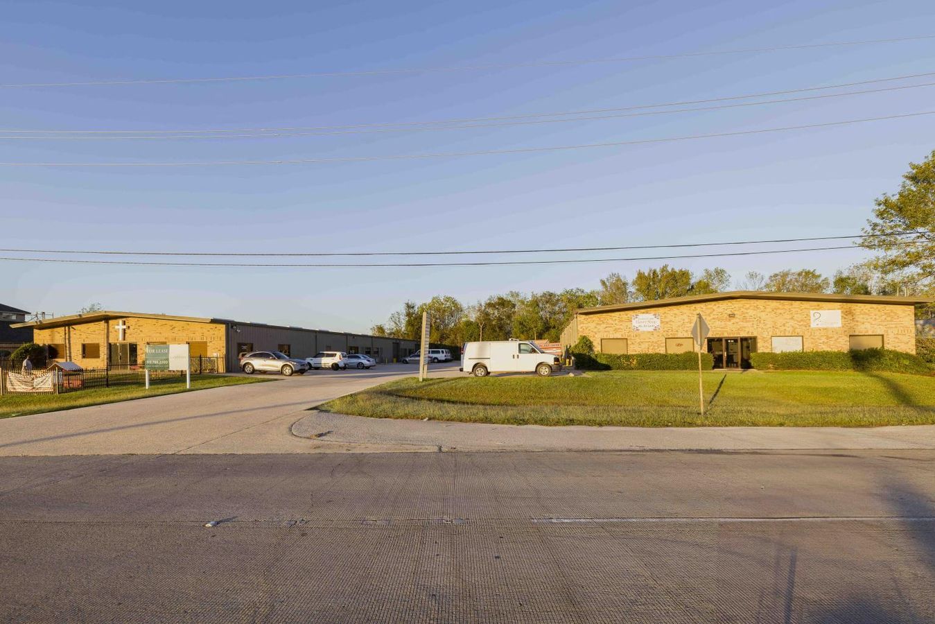 38 40 Wilson Rd photo 1
