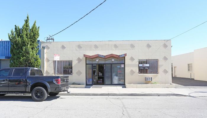 Warehouse Space for Rent at 8740 Remmet Ave Canoga Park, CA 91304 - #2