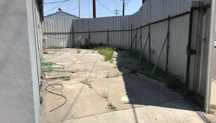 Warehouse Space for Sale at 1321 Alameda St Wilmington, CA 90744 - #12