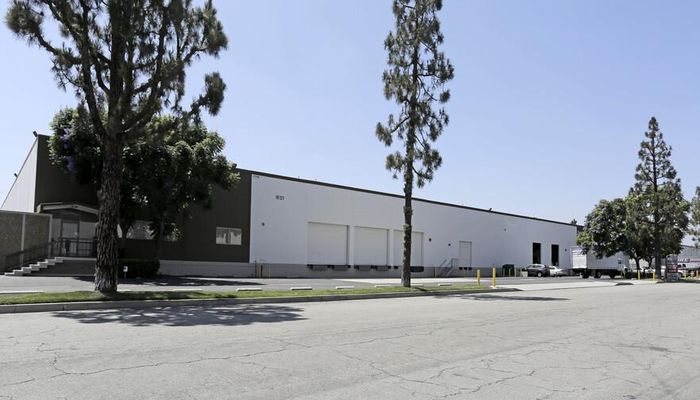 Warehouse Space for Rent at 16111-16121 Canary Ave La Mirada, CA 90638 - #2