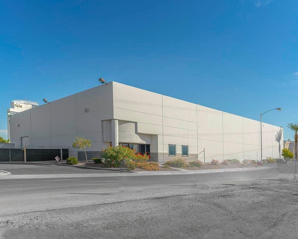 L&B Harmon Industrial Center photo 2