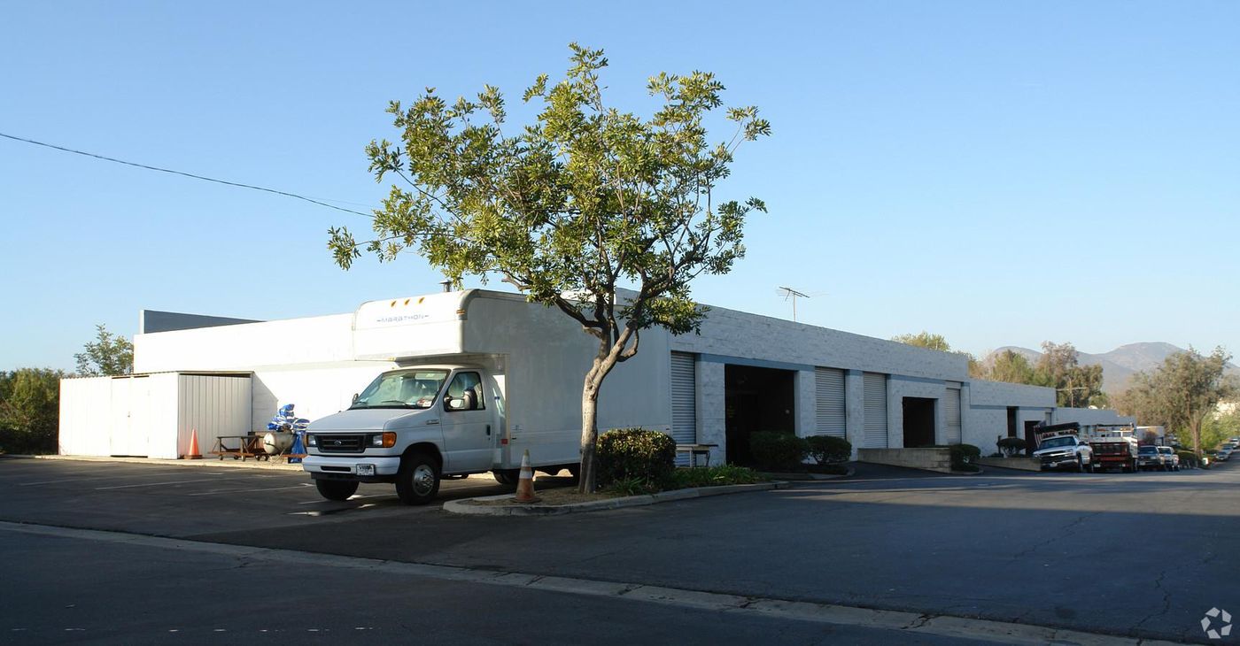 Bldg 1 photo 4