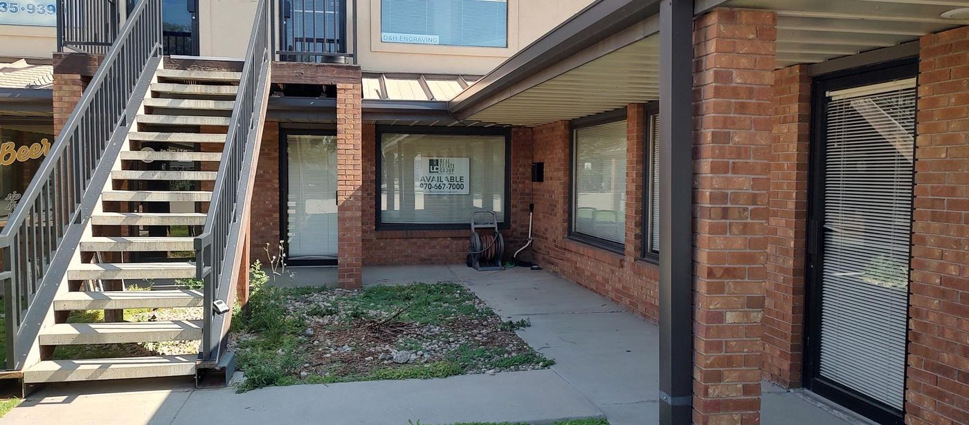 2707 W Eisenhower Blvd photo 2