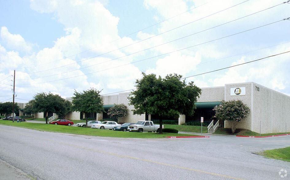 Bldg C 7110 Brittmoore Rd photo 2