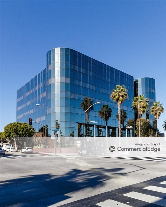 2001 Wilshire photo 3