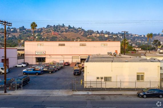 Lippey Company Complex 1310 Cypress Ave
