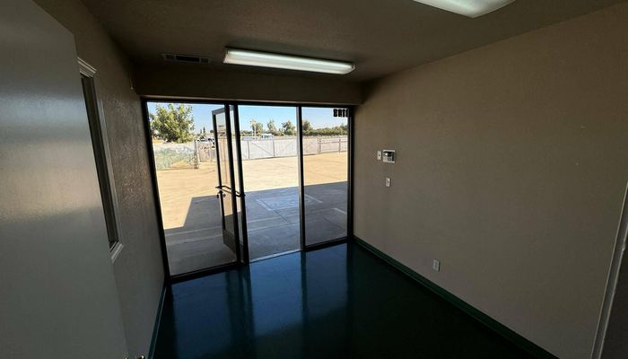 Warehouse Space for Rent at 1143 Security Court Tulare, CA 93274 - #8