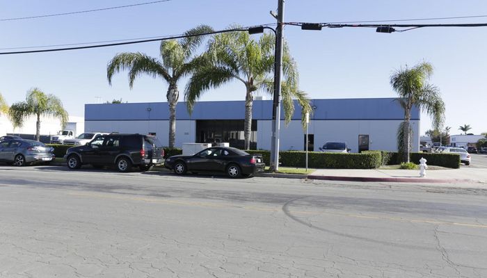 Warehouse Space for Rent at 2101 S Yale St Santa Ana, CA 92704 - #1