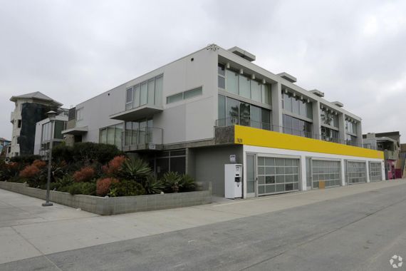 Multiple Spaces Property for Lease