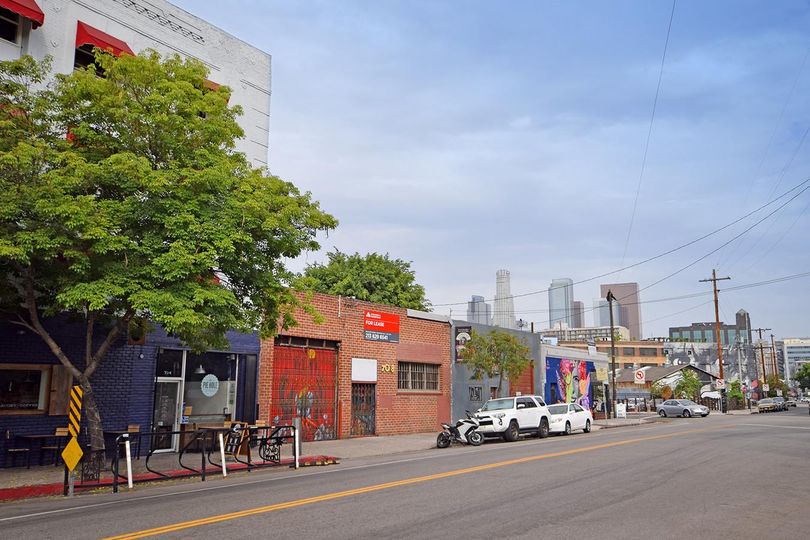 Office/Retail Property For Lease