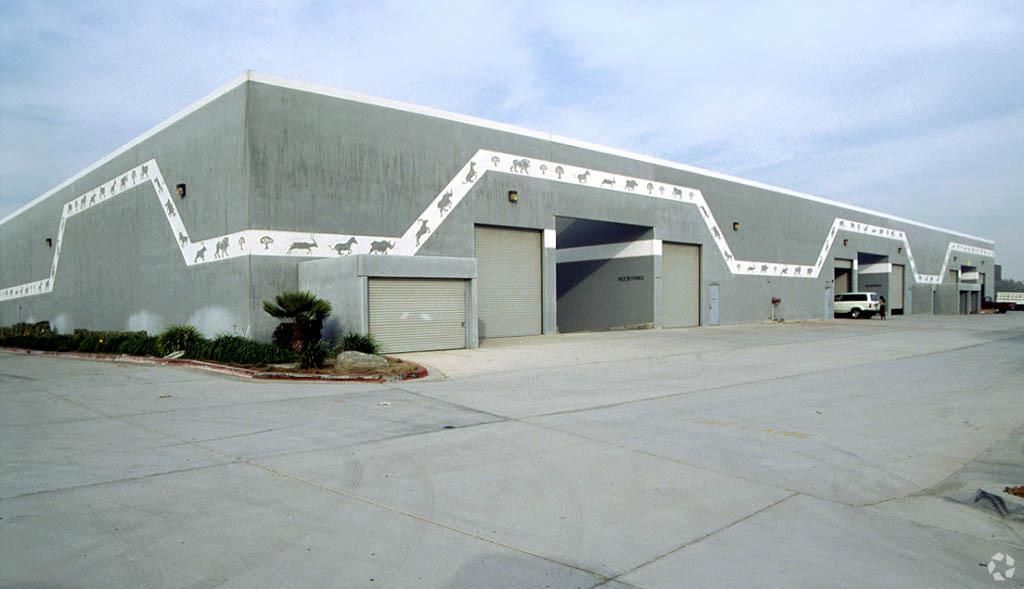 Bldg 14 photo 3