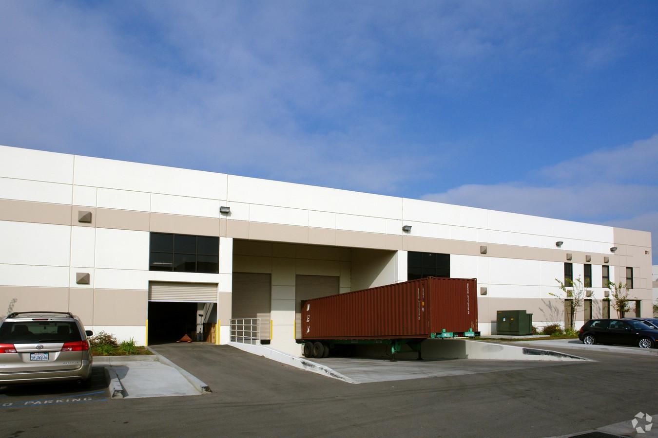 Bldg D photo 4