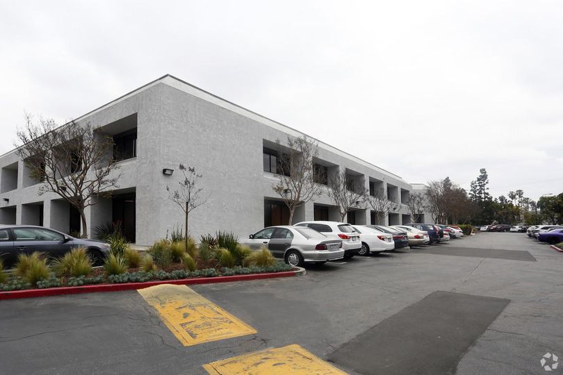 Buckingham Heights Bus Pk - Bldg 1