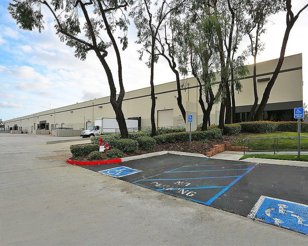 Vista Distribution Center - Bldg. 1 photo 2