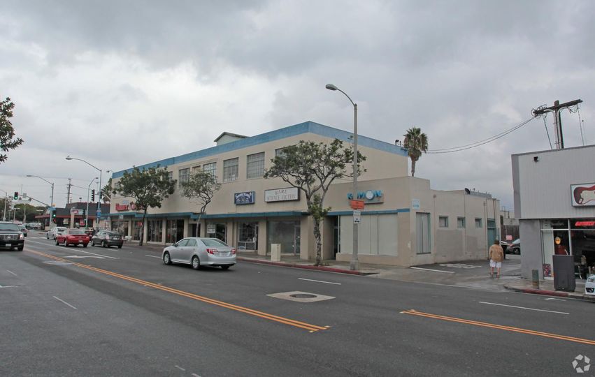 726 Santa Monica Blvd #204, Santa Monica