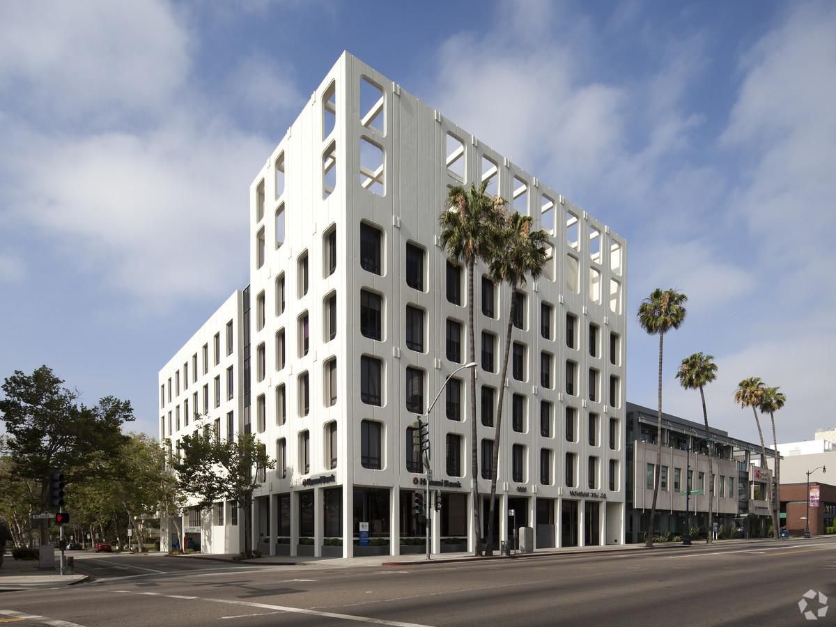 Wilshire-Rexford Center photo 2