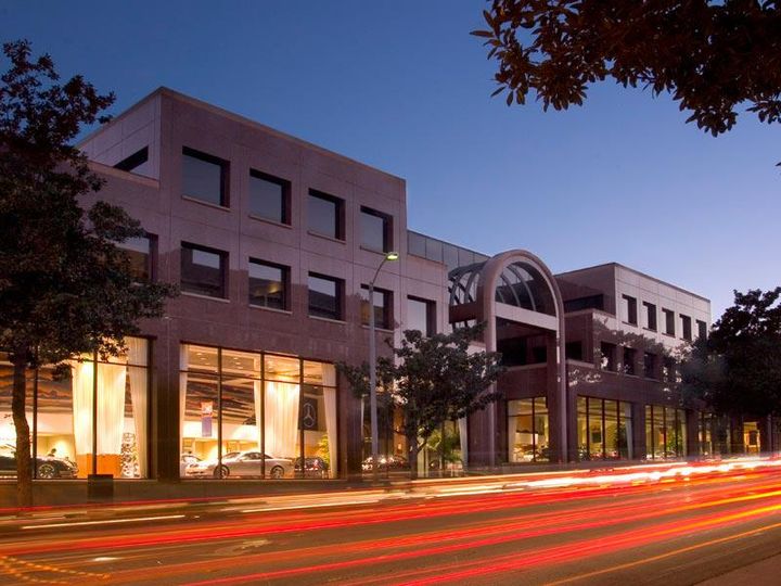 Beverly Mercedes Place