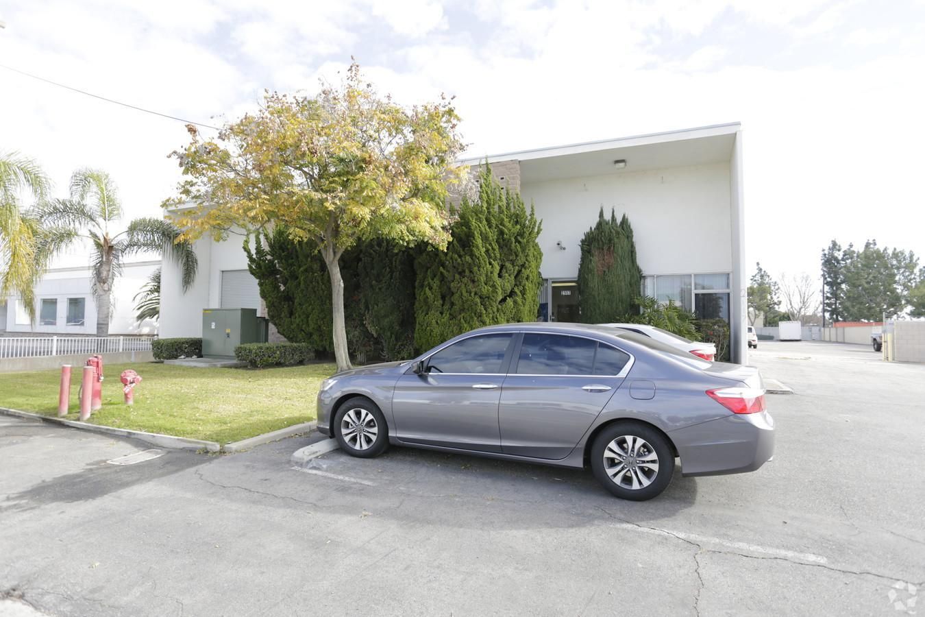Industrial Property For Lease photo 1