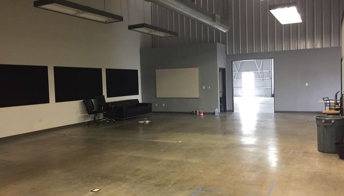 Warehouse Space for Rent at 9140 Jordan Ave Chatsworth, CA 91311 - #6