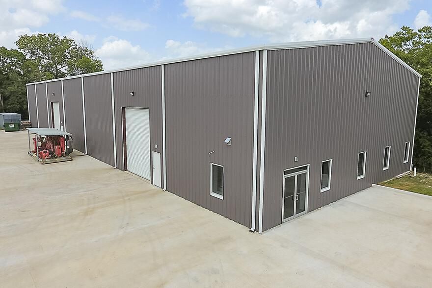 New Contruction 10,500 SF Building 303 E Rogers St photo 2