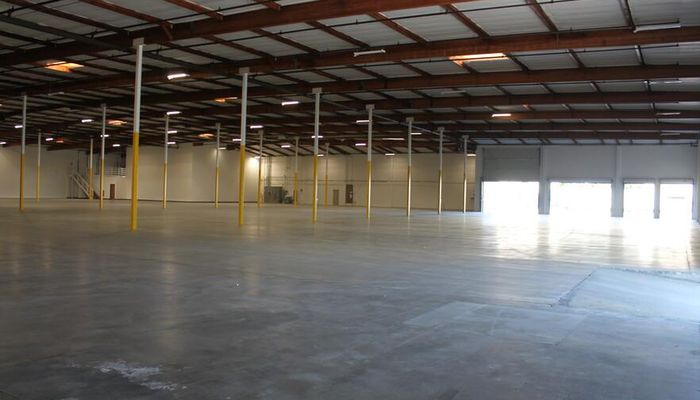 Warehouse Space for Rent at 2050-2080 E 49th St Vernon, CA 90058 - #9