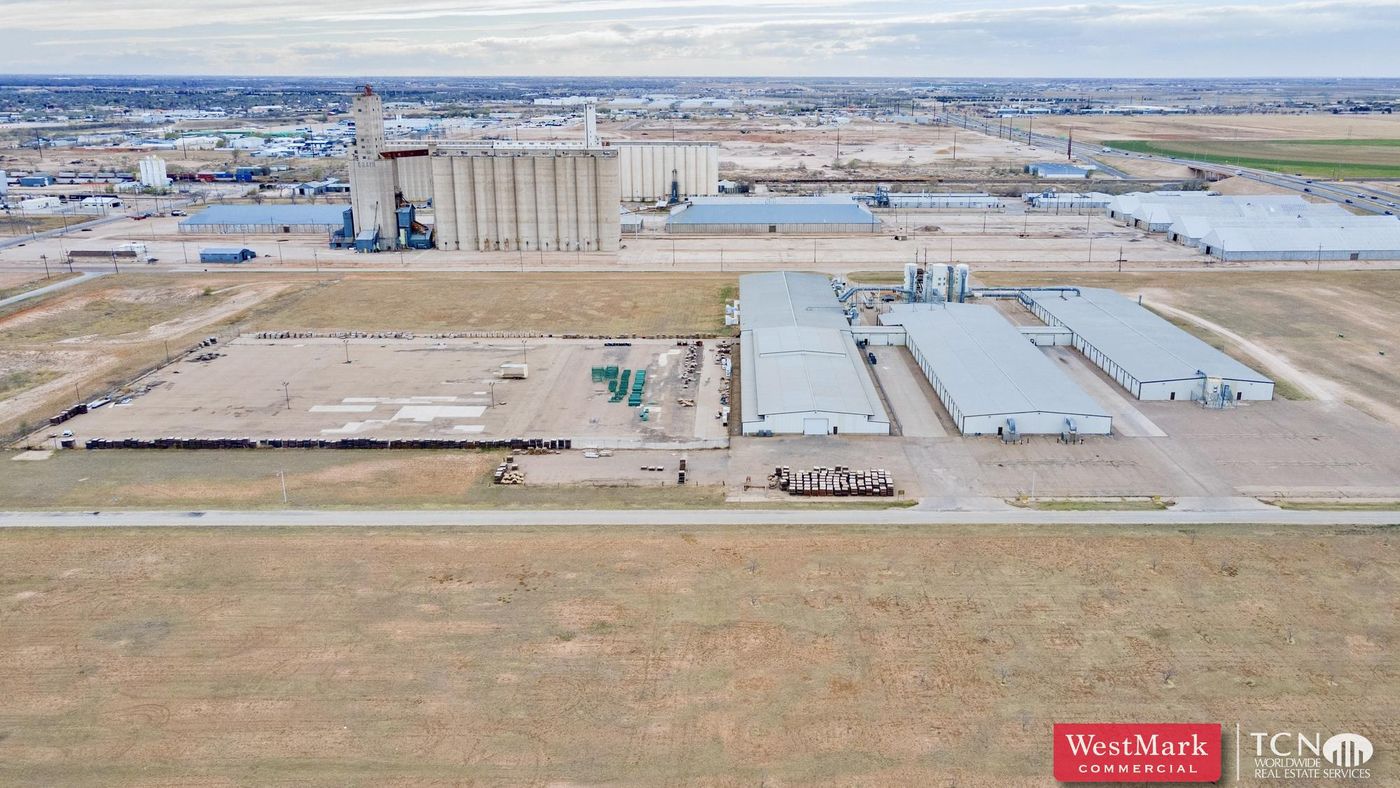 Industrial Warehouse Spaces with Rail Access photo 1