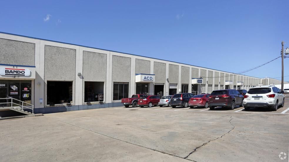Regal Distribution Center 4747 Leston St photo 2