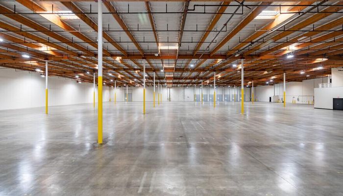 Warehouse Space for Rent at 14821 E Northam St La Mirada, CA 90638 - #11