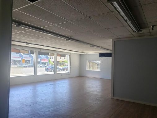 ***First 3 months of rent at $1.00 psf*** 5661 Sepulveda Blvd