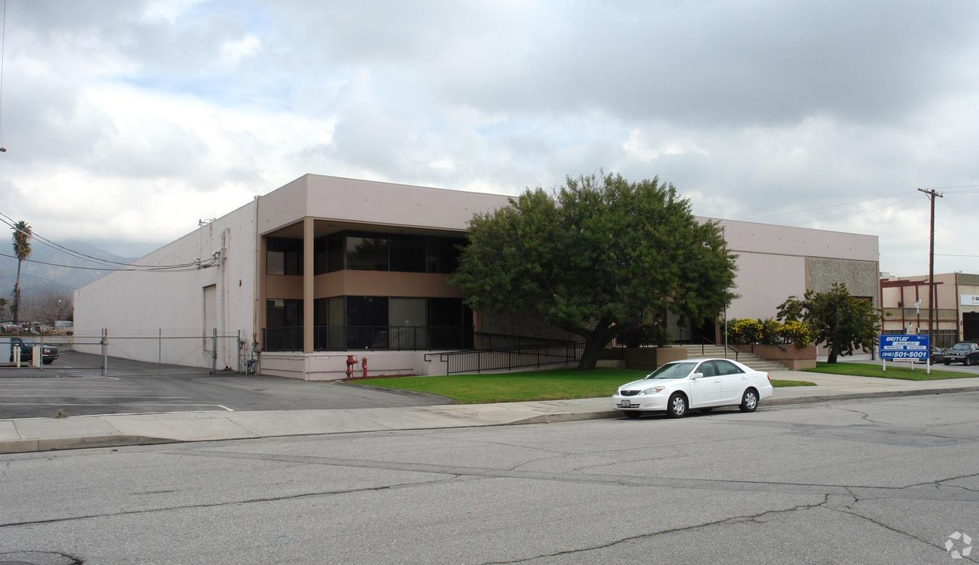 Industrial Property For Lease photo 1