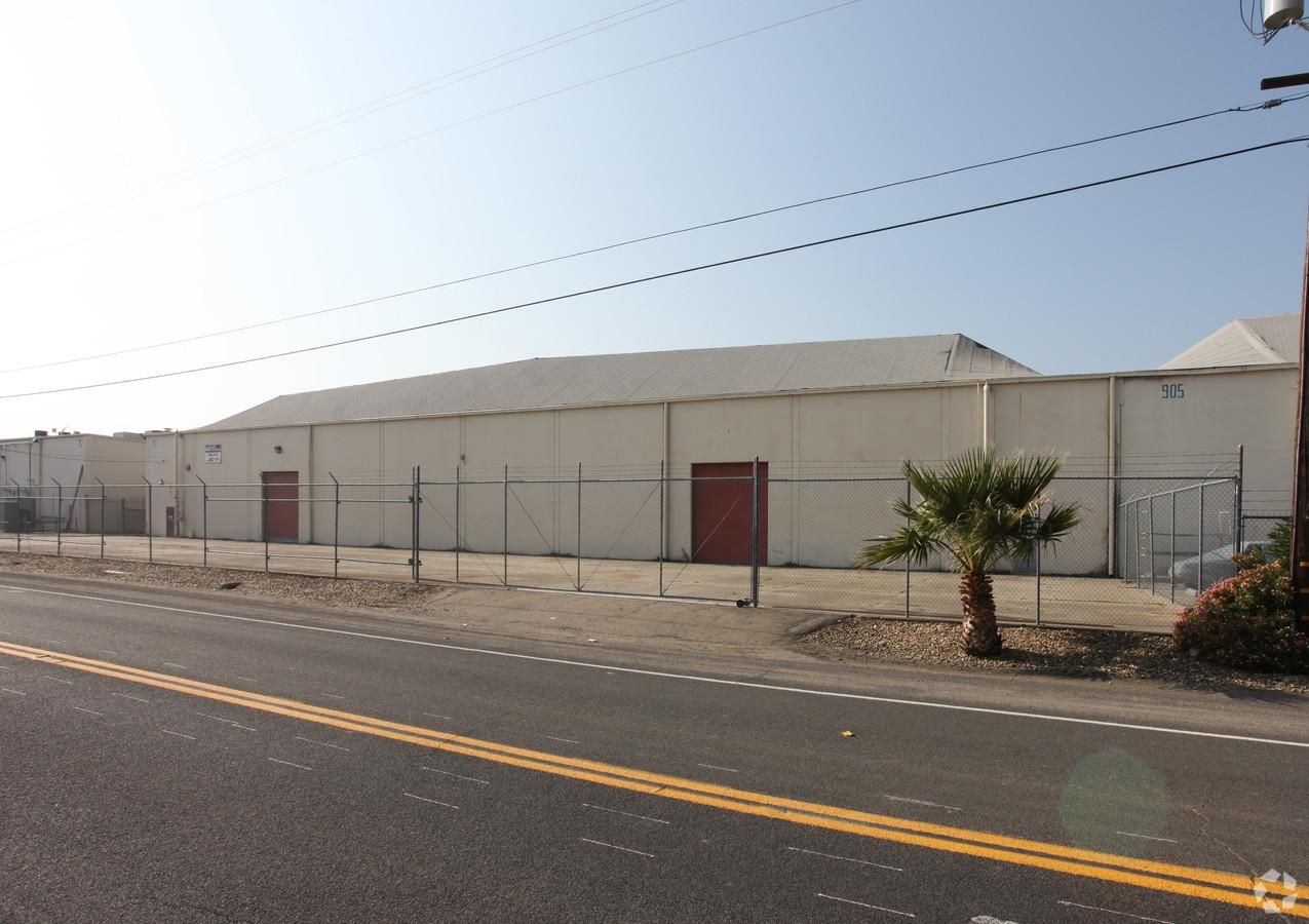 Industrial Property For Lease photo 1