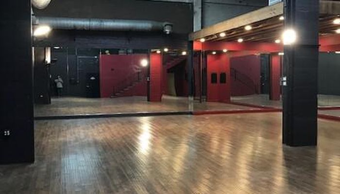 Warehouse Space for Rent at 671 W Broadway Glendale, CA 91204 - #1