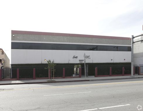 Multiple Spaces Property For Lease