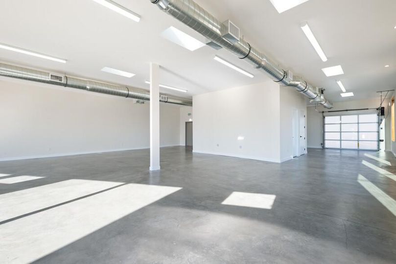 140-144 LINCOLN Blvd