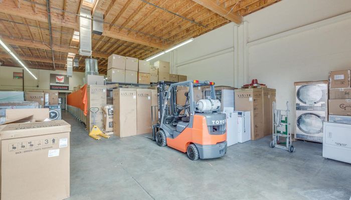 Warehouse Space for Rent at 435-437 N Varney St Burbank, CA 91502 - #9