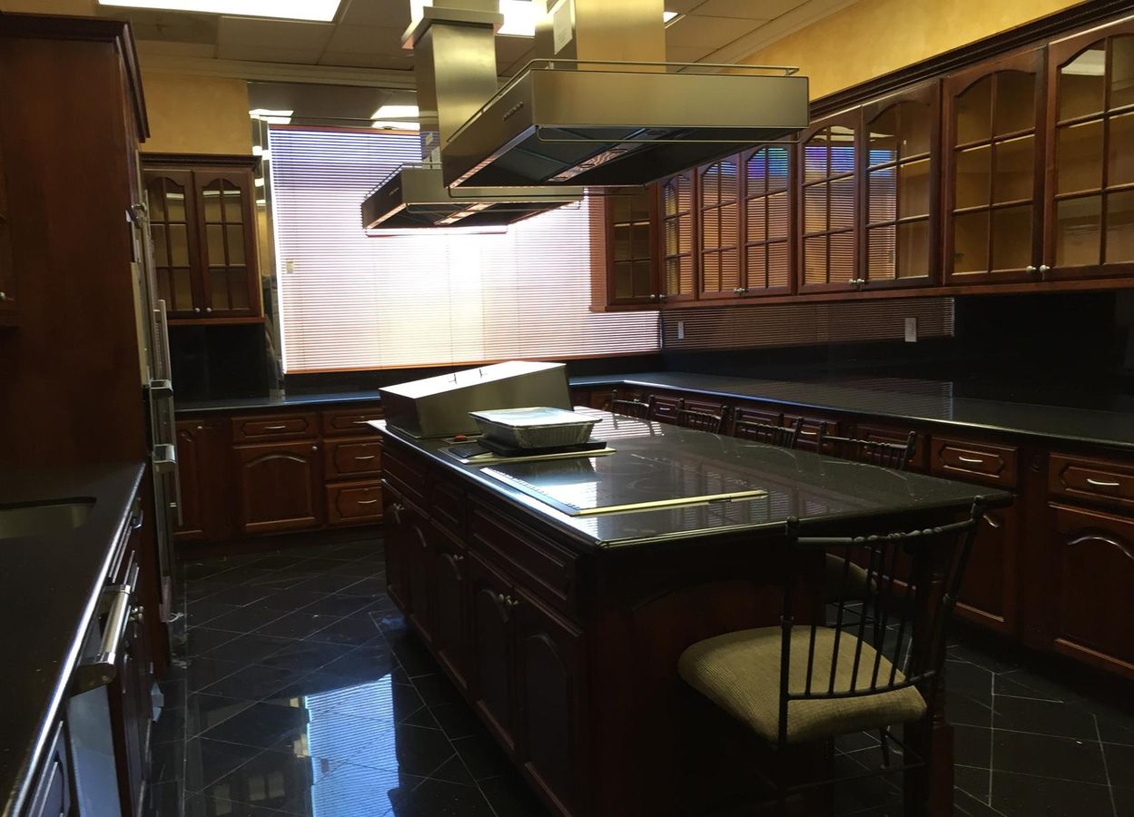 Office Property For Lease photo 4