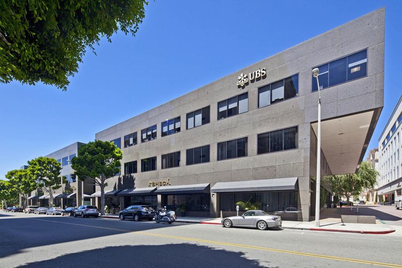 Wilshire Rodeo Plaza