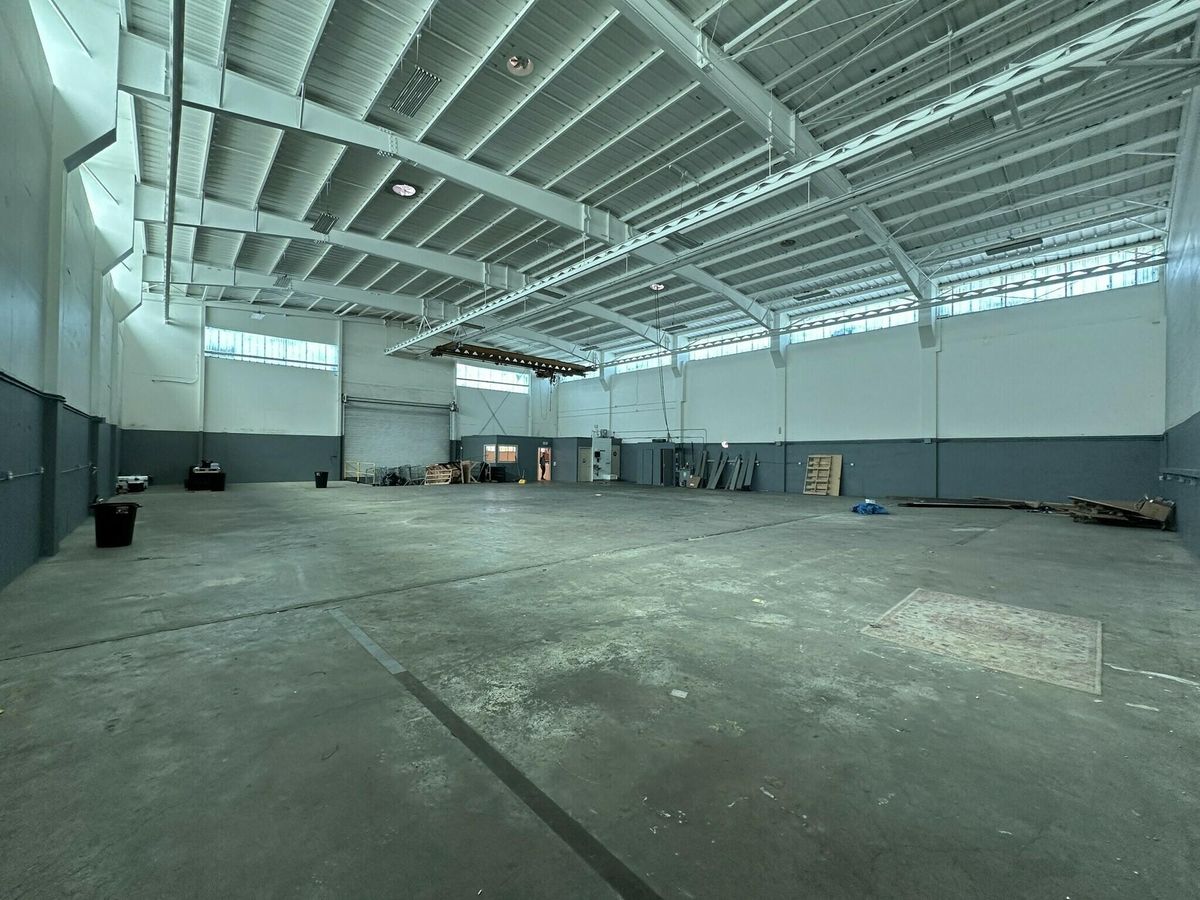 Western Piping Building photo 3
