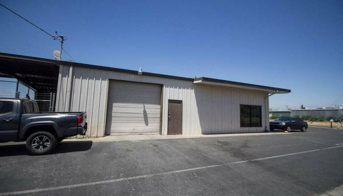 Warehouse Space for Rent at 1315 S Main St Porterville, CA 93257 - #5