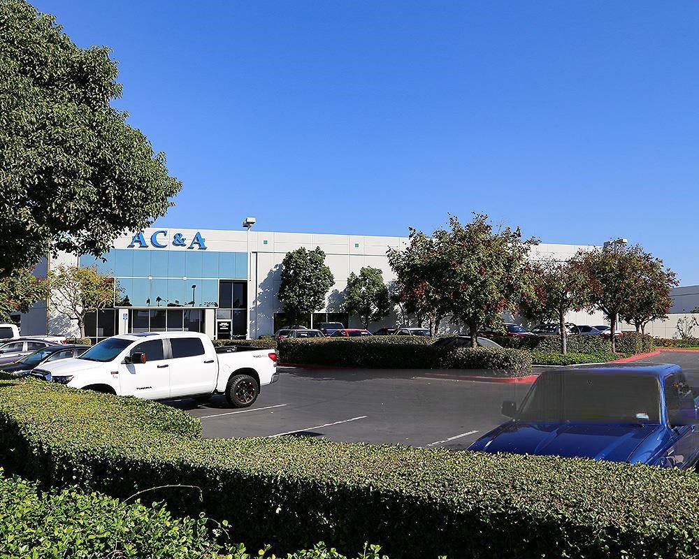 Prologis Lake Forest Business Center - 25662-25692 Atlantic Ocean Dr & 25671-25731 Commercenter Dr photo 4