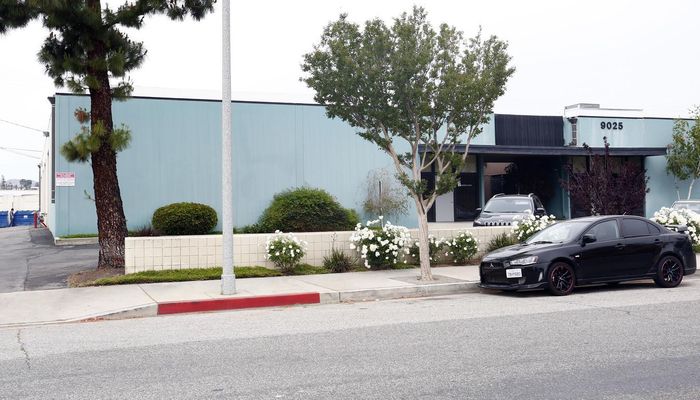 Warehouse Space for Rent at 9015 Eton Ave Canoga Park, CA 91304 - #4