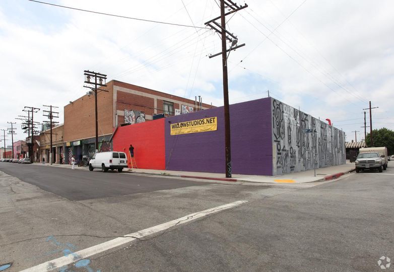Office/Retail Property For Lease