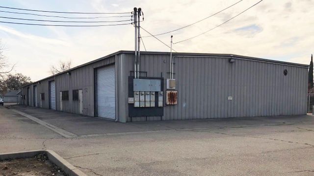 Multiple Spaces Property For Lease