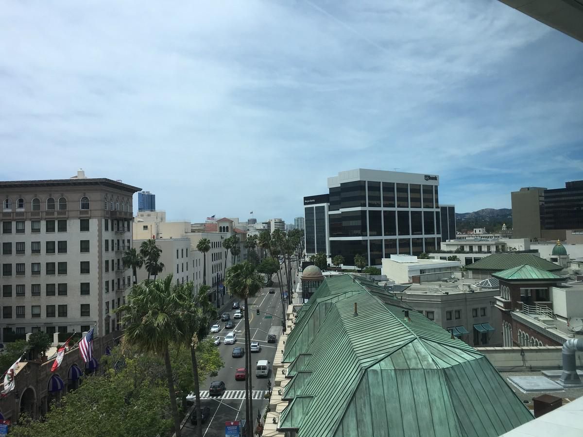 Wilshire Beverly Center photo 3