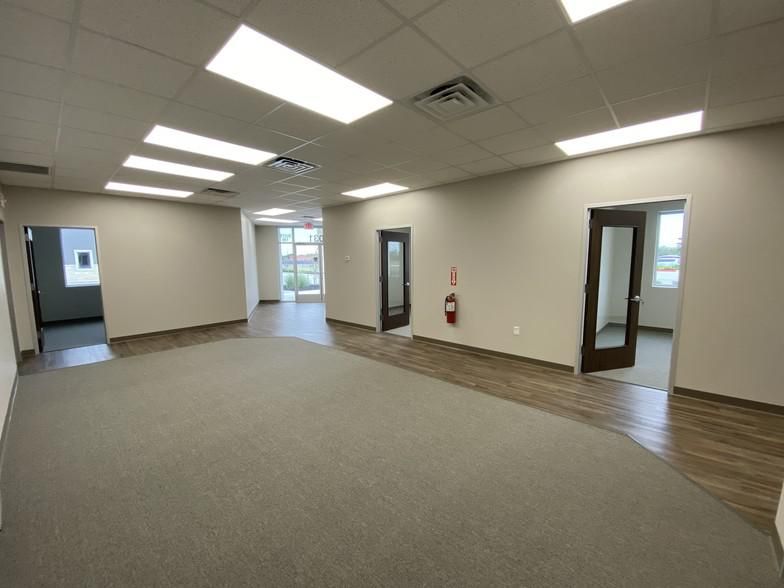 Ellis Business Park 16310 Beamer Rd photo 4