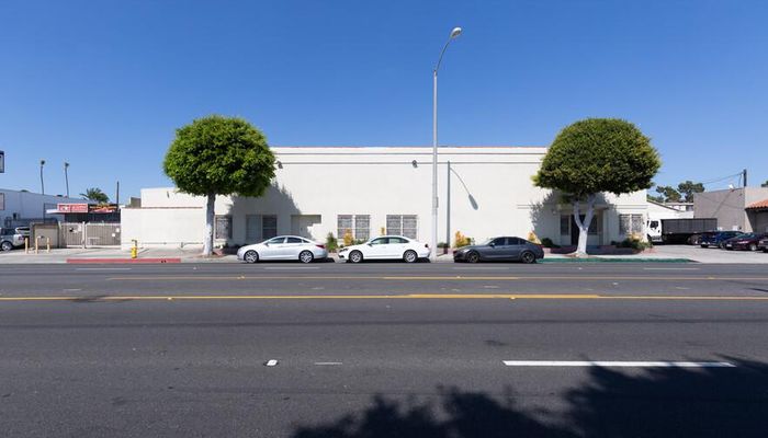 Warehouse Space for Rent at 622-626 N La Brea Ave Inglewood, CA 90302 - #1