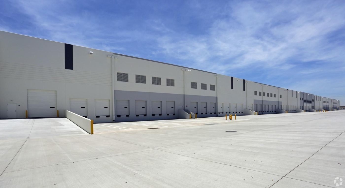 Industrial Property For Lease photo 4