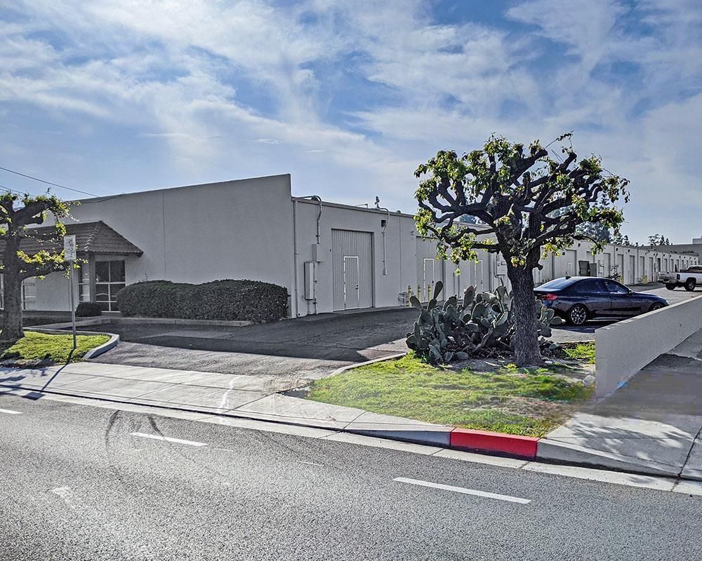 1515 & 1525 West MacArthur Blvd photo 4