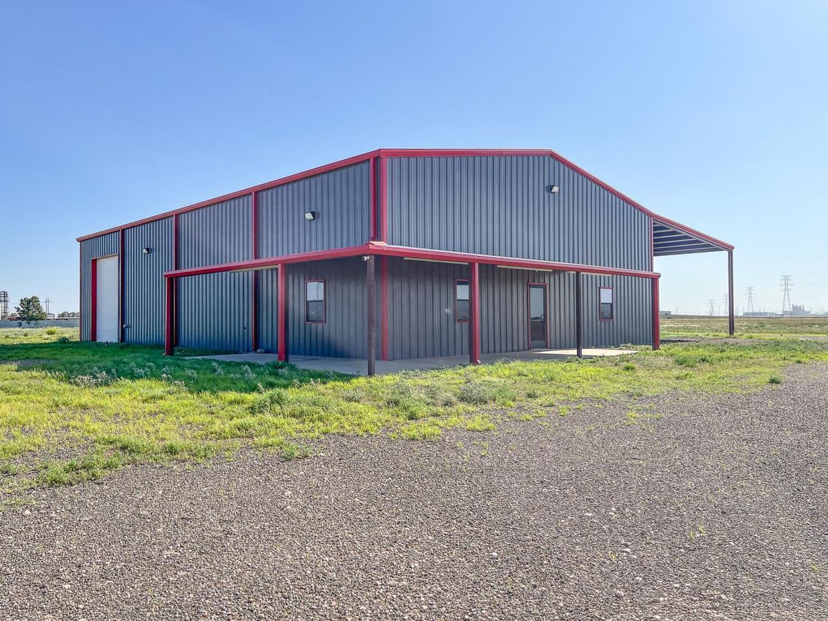 8801 FM 3431 photo 4